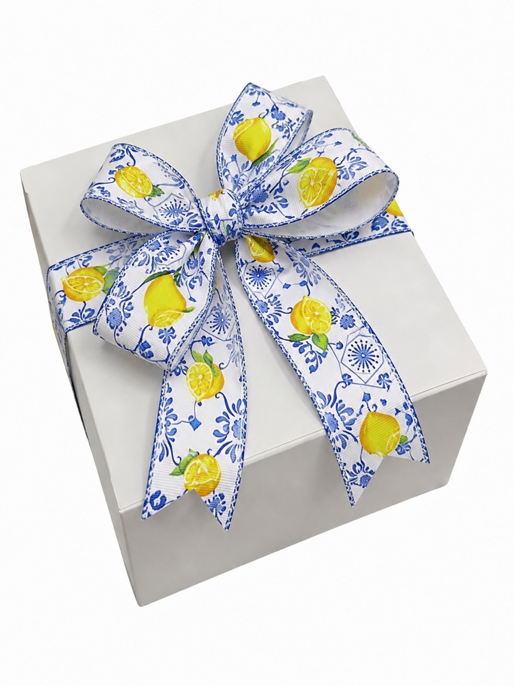 Hand Crafted Lemon Oyster Shell Ornament - Picture 3 of 4